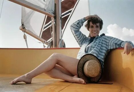 Julie Andrews, Look Magazine, 1966 - Album on Imgur