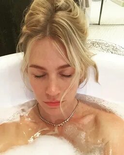 January Jones Shares Her Bathtime Rules PEOPLE.com