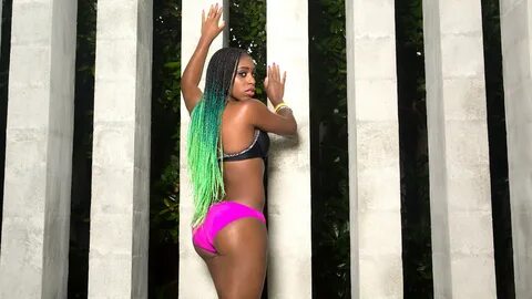 Naomi - Booty from her Bikini Shoot - Imgur
