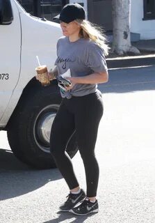 Hilary Duff's Lower Body Is Perfect - Famous Nipple.