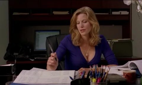 Best Supporting Cleavage in a Drama: Anna Gunn as Skyler Whi