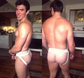 Steve Grand strips down to a jockstrap for hot Instagram sto