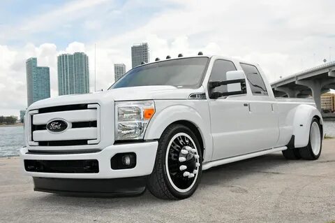 LOWERED 8 LUG CUSTOMS - Ford Dually on 24" FUSION American. 
