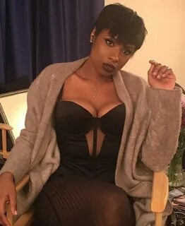 Jennifer Hudson Nude & BIG Boobs Pics - Leaked Diaries