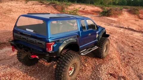 Trx4 With Pro-Line Ford F150 Raptor body - YouTube