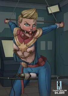 Captain Marvel (lo-res, pussy covered)