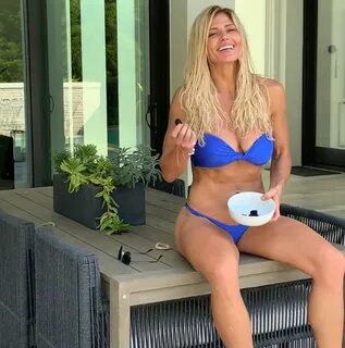 50 Sexy and Hot Torrie Wilson Pictures - Bikini,Ass, Boobs -