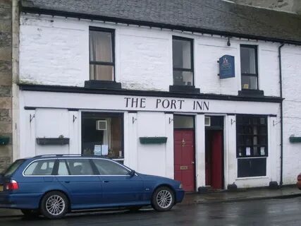 File:The Port Inn, Port Bannatyne - geograph.org.uk - 704951