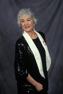 Bea Arthur Photo: Bea Arthur Ageless goddess, Golden girls, 