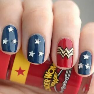 This Wonder Woman nail art is patriotic and obviously so won