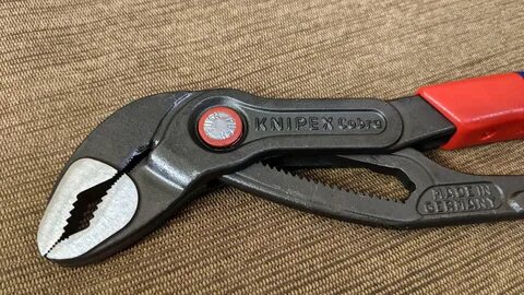 Клещи переставные Knipex 8722250 Cobra ® QuickSet, черненые,