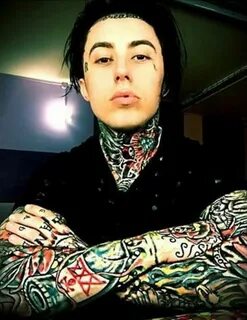 Pin on RONNIE RADKE/FALLING IN REVERSE ♥