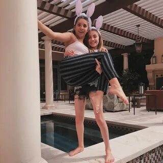 hoppy easter Mackenzie ziegler, Kenzie ziegler, Love lauren