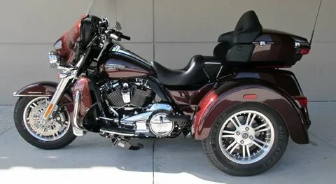 Harley-Davidson Trike Tri Glide Ultra: фото, характеристики,