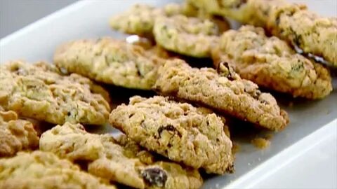 Raisin Pecan Oatmeal Cookies Recipe in 2019 Oatmeal cookie r