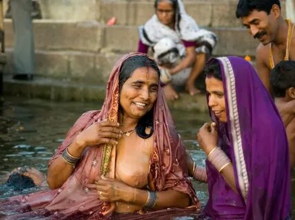 Голые женщины индийских деревень.