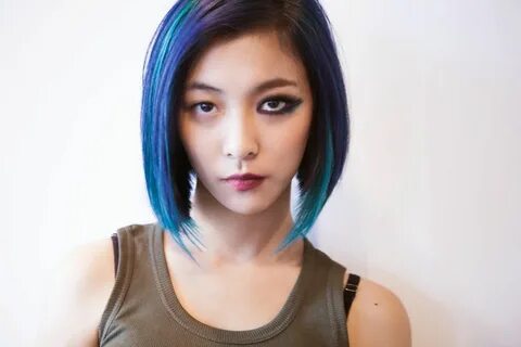 #Fx #RedLight #Luna in 2020 Luna fx, Kpop hair, Blue hair