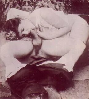 Nice Babes sucking and fucking in vintage Pics photos