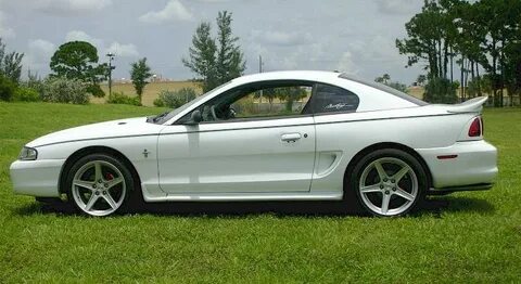 Crystal White 1998 Ford Mustang Coupe - MustangAttitude.com 