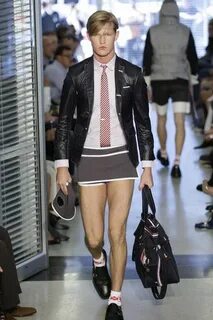 Trends ss2010: the men’s skirt Team Peter Stigter, catwalk s