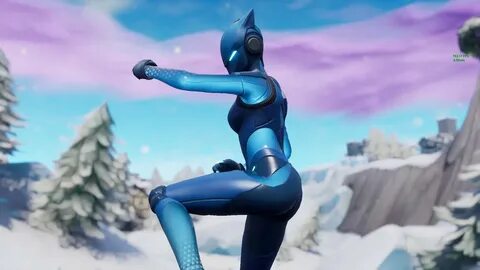 THICC BLUE CATSUIT SKIN LYNX (STAGE 3) SHOWS WHAT SHE GOT 😍 