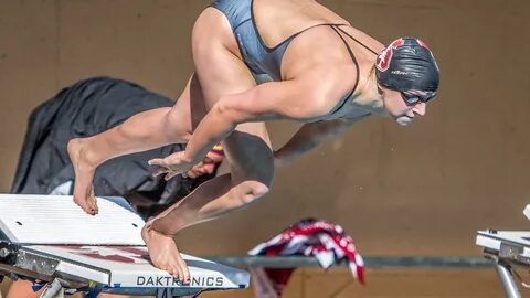 Swimmers Stanford Katie Ledecky / Ultra Swim Swimmer Of The 