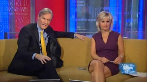 Gretchen Carlson hot legs cross - Fox & Friends - 01/23/12 -