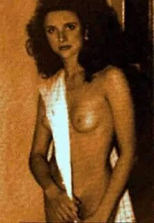 Julia Louis-Dreyfus Nude Photo and Video Collection - Fappen