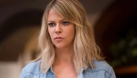 One on One with Kaitlin Olson - HoboTrashcan