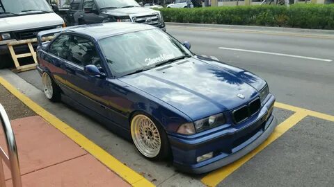 Spotted this beautiful Stanced BMW M3 E36