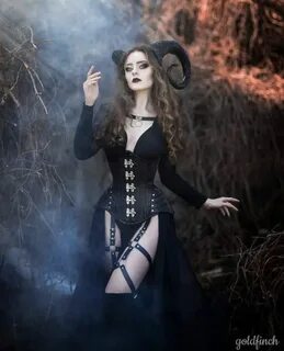 Pin by Beatrix on ♣ ️✖ ️⚫*GoThiC ChArM*⚫ ️✖ ️♣**!*+€***** Fairy 