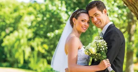 Three tips for couples considering Friday or Sunday weddings