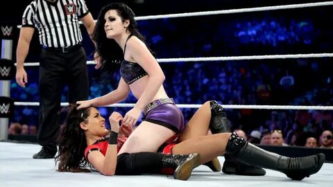 SmackDown 9/5/14: Brie Bella vs. Paige Paige wwe, Wwe divas,