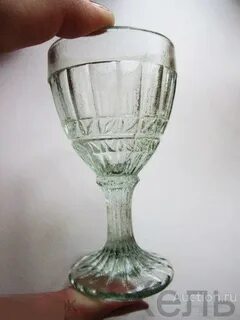 РЮМКА стекло старинная на ножке - покупайте на Auction.ru по