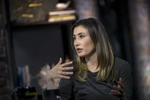 Stitch Fix Co-Founder to Reap Millions in IPO. Her Ex-Partne