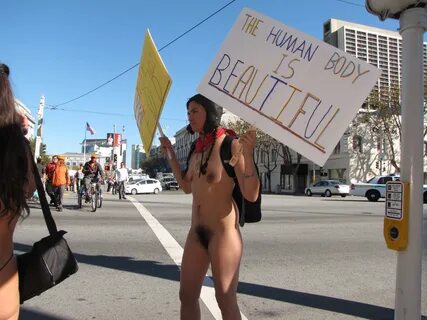 File:SF Nude Ban Protest IMG 9167765648.jpg - Wikimedia Comm