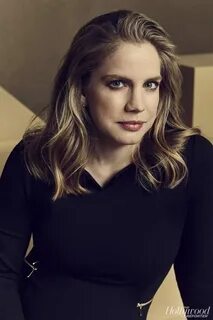 The Hottest Anna Chlumsky Photos Around The Net - 12thBlog