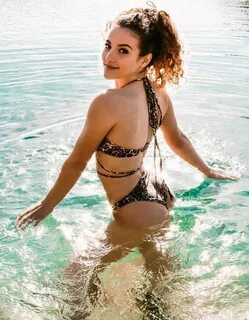 Sofie Dossi Shows Off Her Ass & Tits (36 Photos + Videos) - 
