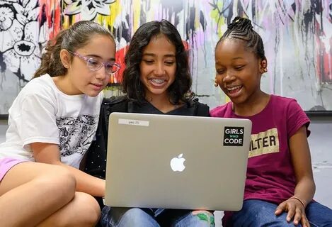 Converse College Partners With Girls Who Code to Encourage M