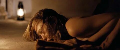 Elizabeth Olsen Nude Leaked Pics, Porn And Sex Scenes - Scan