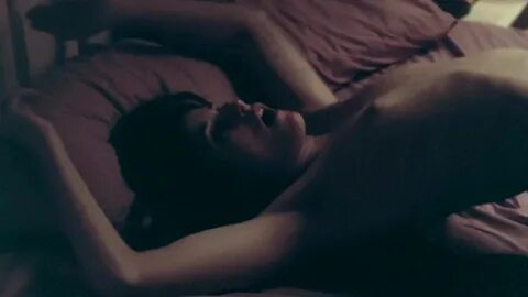 Nude Scenes: Demi Moore-About Last Night - GIF Video nudecel