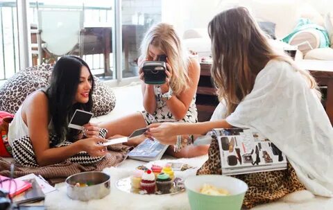 Girls Night Reloaded - 5 Activities & Ideas - The Daily Dose