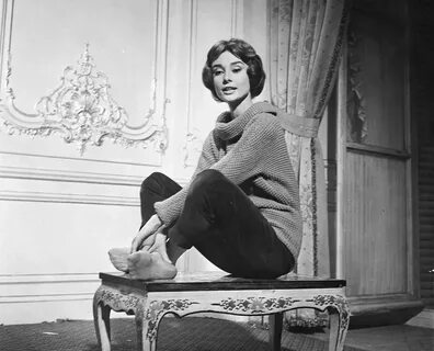 Vintage Celebrities in Cozy Sweaters Audrey hepburn, Hepburn