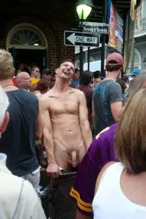 cocks_in_public в Твиттере