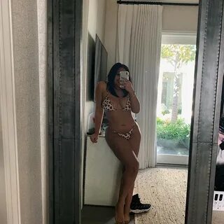 Jordyn Woods - abroparaguas.com