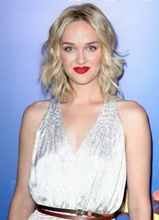 The Hottest Photos Of Jess Weixler - 12thBlog