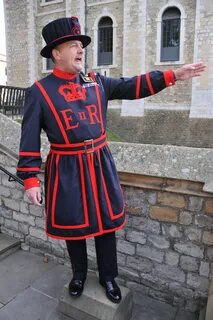 Do Beefeaters Live In The Tower Of London