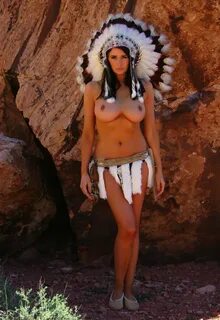 Голые индейские девушки - 64 красивых секс фото