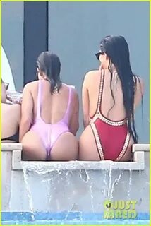 Kourtney Kardashian Bares Her Fit Body in Mexico!: Photo 413