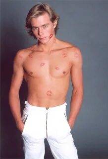 Chris Atkins. 
